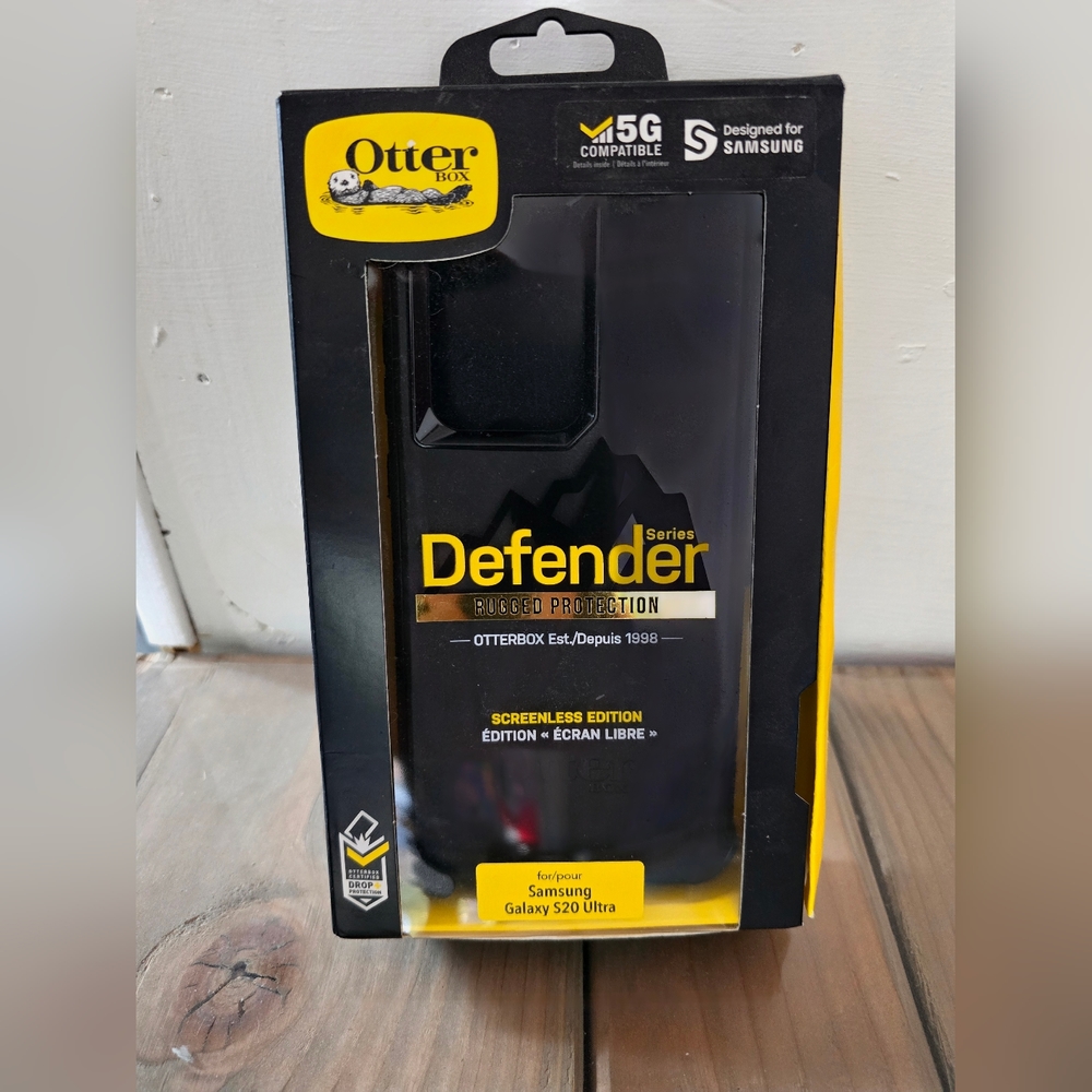 OtterBox Defender Phone Case